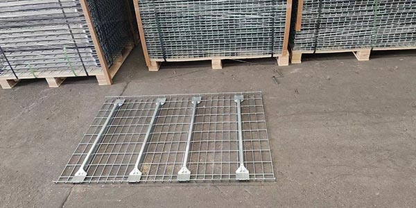 Wire Mesh Deck